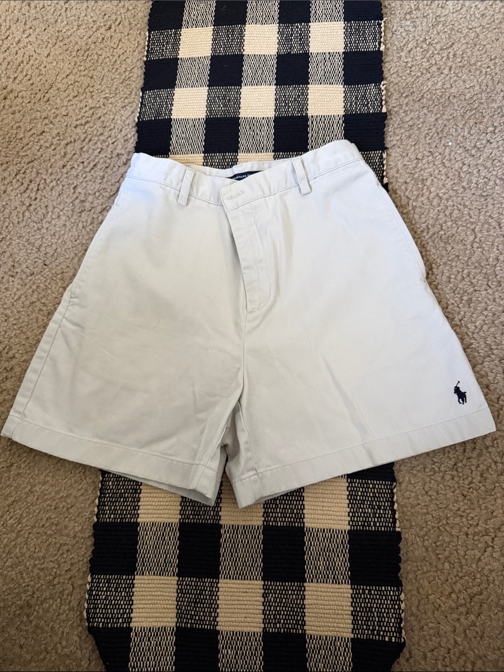 Ralph Lauren White Flat Front Cotton Shorts with Navy Pony